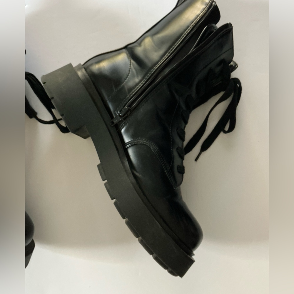 H&M Lug Sole Black Boots Size 8 - Picture 3 of 10